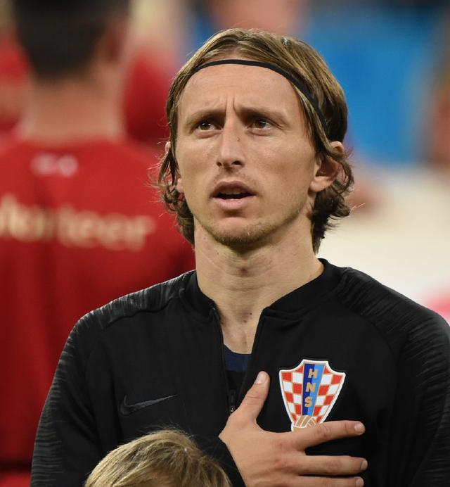 热那亚vs维罗纳：马利诺夫斯基、洛伦佐-科隆博首发，加利亚尔迪尼、焦瓦内出战