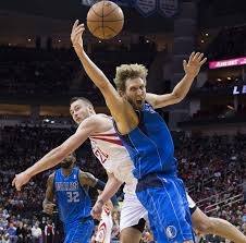 里夫斯成湖人队史第七位单场至少40+10助的球员